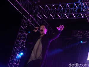 Pecah! The Script Sukses Hibur Penonton di Bandung