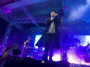 Bawakan 16 Lagu, The Script Sukses Hibur Penonton di Bandung Bawakan 16 Lagu, The Script Sukses Hibur Penonton di Bandung