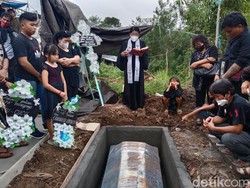 Keluarga Bersyukur Jenazah Yafet Korban KKB Dipulangkan-Dikebumikan di Manado