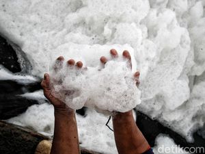 Air Tercemar Oli di Labuan Bajo Diduga dari Penambangan PT MAP Air Tercemar Oli di Labuan Bajo Diduga dari Penambangan PT MAP