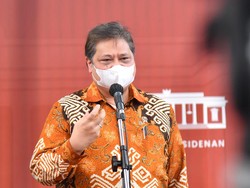 Airlangga: Pandemi di Indonesia Sudah Berubah Jadi Endemi