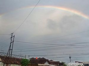 Sifat-sifat Cahaya dan Contohnya dalam Kehidupan Sehari-hari Sifat-sifat Cahaya dan Contohnya dalam Kehidupan Sehari-hari