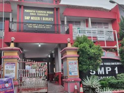 Wali Murid SMPN 1 Bumiayu Brebes Sambat Ditarik Sumbangan