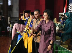 Pesan Sri Mulyani di Hadapan 2.397 Wisudawan PKN STAN 2022
