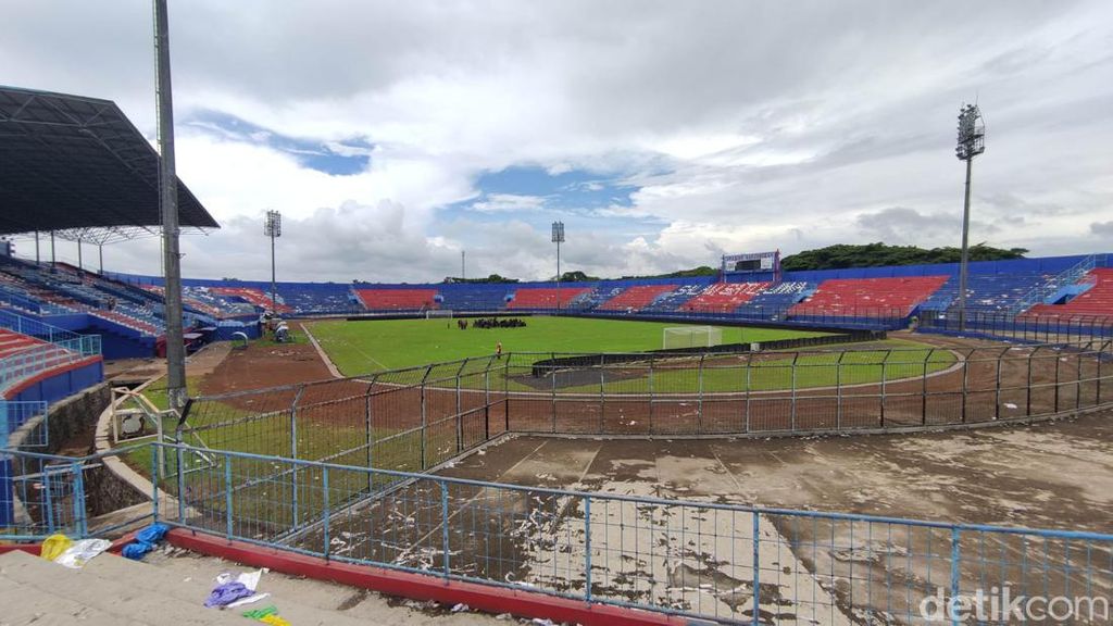 Foto-foto Stadion Kanjuruhan Pascatragedi yang Tewaskan 125 Orang