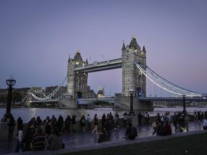Nyantai di Tower Bridge, Wisata Paling Ikonik di London Nyantai di Tower Bridge, Wisata Paling Ikonik di London