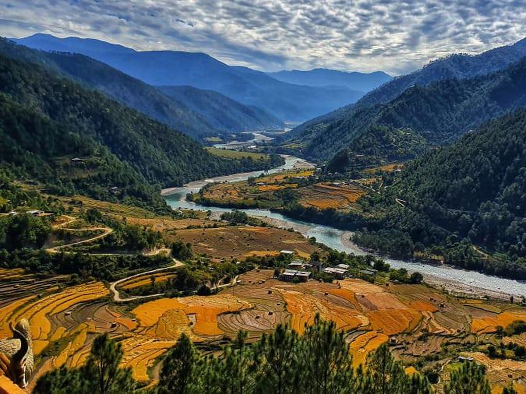 Amboi! Jalur Cross Country Kebanggaan Bhutan Buka Lagi...