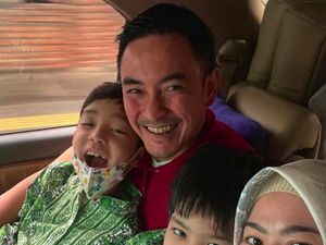 Zumi Zola Bebas dari Penjara, Habiskan Waktu Bareng Anak dan Eks Istri Zumi Zola Bebas dari Penjara, Habiskan Waktu Bareng Anak dan Eks Istri