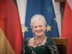 5 Fakta Ratu Margrethe yang Copot Gelar Cucu, Masih Sepupu Ratu Elizabeth
