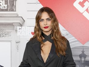 Jadi Top Model, Cara Delevingne Menghasilkan Rp 596 Juta Sehari Jadi Top Model, Cara Delevingne Menghasilkan Rp 596 Juta Sehari