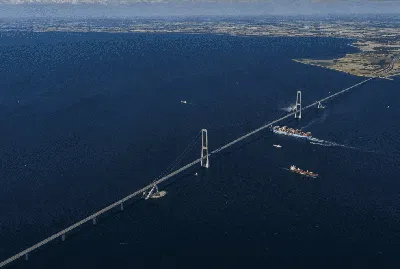 8 Jembatan Gantung Terpanjang di Dunia yang Wow Banget