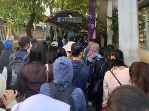 5 Fakta Perubahan Sistem Kartu TransJ yang Bikin Antrean Mengular