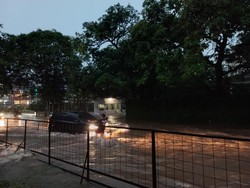 Titik Banjir Jakarta Bertambah Jadi 31 RT, 50 Jiwa Mengungsi