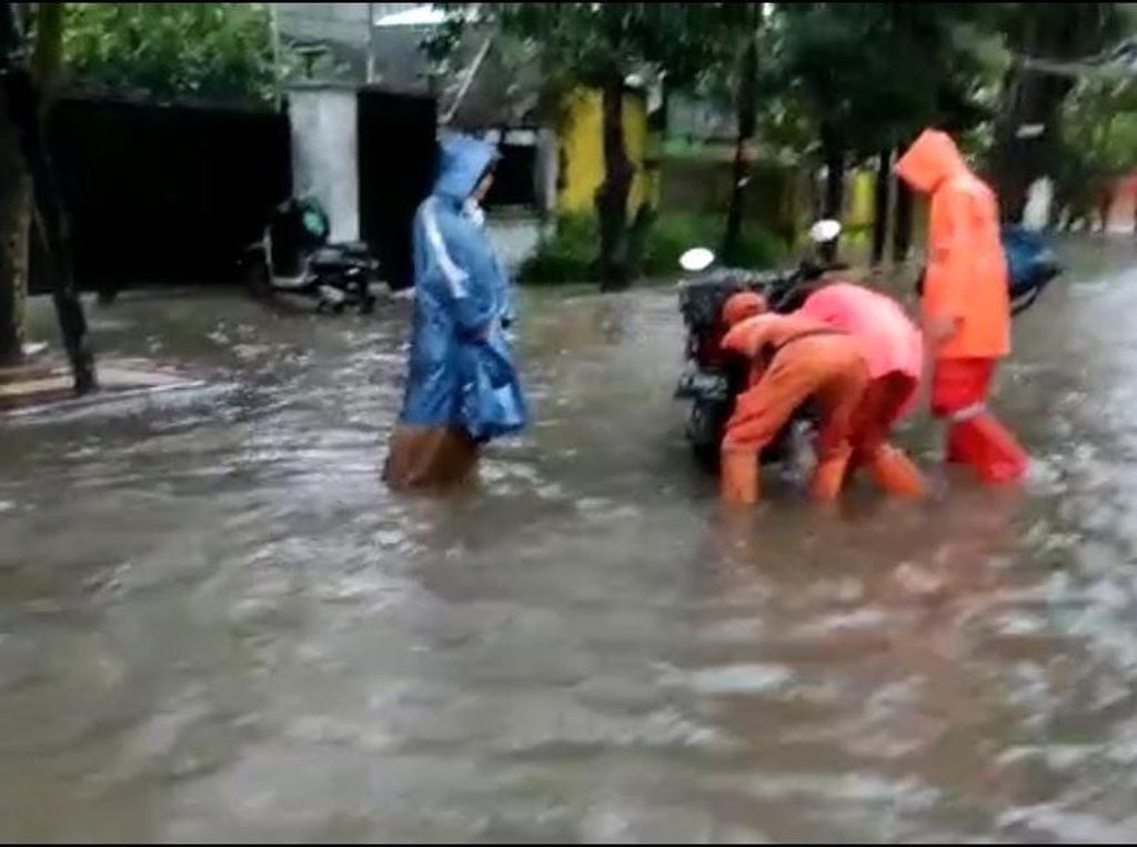 Banjir di Jalan Kemang Timur, Ketinggian Air Capai 60 Cm