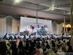 Doa Bersama dari Balai Kota Surabaya untuk Korban Tragedi Kanjuruhan