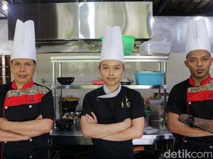 Perkenalkan 3 Chef yang Dipercaya Menggoyang Lidah Jokowi di Tanimbar Perkenalkan 3 Chef yang Dipercaya Menggoyang Lidah Jokowi di Tanimbar