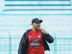 Javier Roca Dua Kali Dipecat dalam Semusim, Kini Pisah dengan Arema