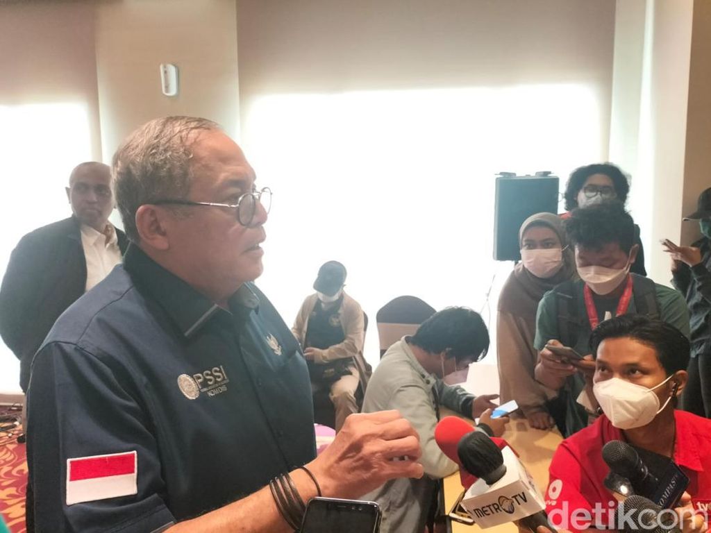 Komdis PSSI Sebut Penjualan Tiket Berlebihan Kelalaian Panpel Komdis PSSI Sebut Penjualan Tiket Berlebihan Kelalaian Panpel