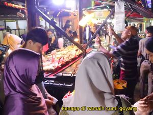 Penjual Cumi Bakar Daging Sambil Goyang dan Raih Omzet Rp 5 Juta Sehari