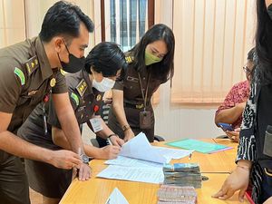 2 Tersangka Korupsi Kredit Fiktif BPD Bali Kembalikan Kerugian Negara 2 Tersangka Korupsi Kredit Fiktif BPD Bali Kembalikan Kerugian Negara