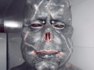 Ngeri Banget, Penggila Modifikasi Tubuh Ini Sengaja Potong Hidung dan Jari Ngeri Banget, Penggila Modifikasi Tubuh Ini Sengaja Potong Hidung dan Jari