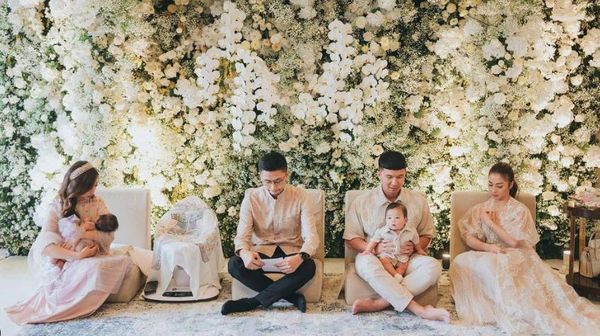 Gemas Banget! Momen Nikita Willy dan Winona Gelar Akikah Anak Bareng