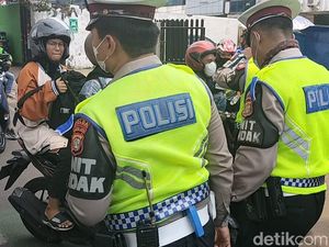 70 Pemotor Kena Tilang dalam Operasi Zebra di Jakpus Hari Ini