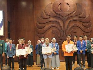 Daftar Pemenang Ajang Mahasiswa Berprestasi 2022, Ada Anak UI hingga Tel-U