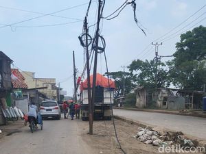Progres Pemindahan Tiang Tengah Jl Perancis Capai 10% Progres Pemindahan Tiang Tengah Jl Perancis Capai 10%