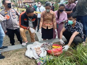 Tega! Kresek Berisi Jasad Bayi Dibuang di Puspem Payangan Gianyar Tega! Kresek Berisi Jasad Bayi Dibuang di Puspem Payangan Gianyar