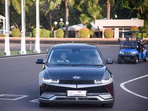 DPR Pakai 55 Unit Hyundai Ioniq 5, Sekjen: Menghargai Karya Anak Bangsa