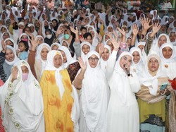 Dorong Kemandirian Ekonomi, Ganjar Dapat Dukungan Emak-emak di Bone