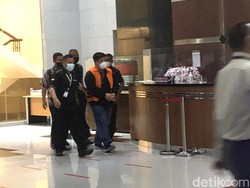 KPK Tahan Ivan Dwi Kusuma Penyuap Hakim Agung Sudrajad