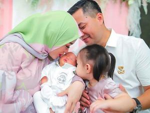 Zaskia Gotik Akhirnya Perlihatkan Wajah Anak Kedua Zaskia Gotik Akhirnya Perlihatkan Wajah Anak Kedua