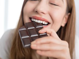 Biar Cokelat Makin Nikmat, Coba Dengar Musik Ini Saat Memakannya Biar Cokelat Makin Nikmat, Coba Dengar Musik Ini Saat Memakannya