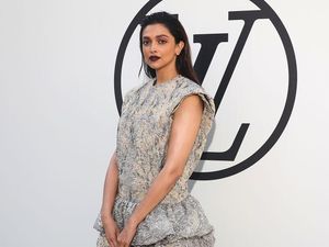 Dear Gal Gadot, Deepika Padukone Ingin Jadi Wonder Woman