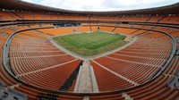 Berikutnya, diposisi ke-5 ada Stadion FNB (First National Bank) yang berlokasi di Johannesburg, Afrika Selatan. Stadion ini mempu menampung penonton sebanyak 94.736 kursi lho.