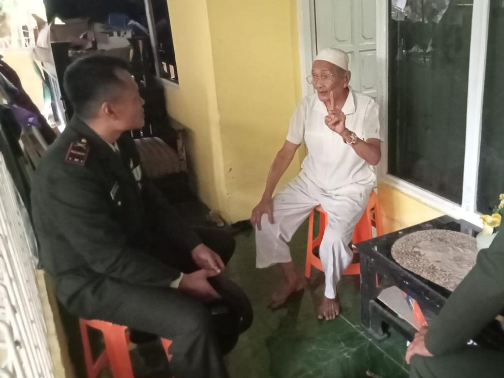 Saat Pelaku Sejarah G30S PKI Didatangi TNI di Sukabumi