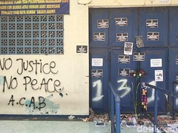 Makna Coretan 1312 ACAB di Stadion Kanjuruhan Sebagai Simbol Protes ke Polisi