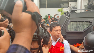 Potret Ferdy Sambo Pakai Rompi Merah Tahanan Jaksa