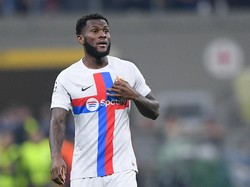 Barcelona Pertimbangkan Jual Franck Kessie ke Arab Saudi