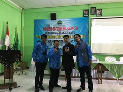 Kisah Guru Honorer Bandung yang Aktif di Musik Underground