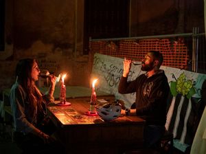 Italia Dilanda Krisis Energi, Restoran Ganti Lampu dengan Lilin