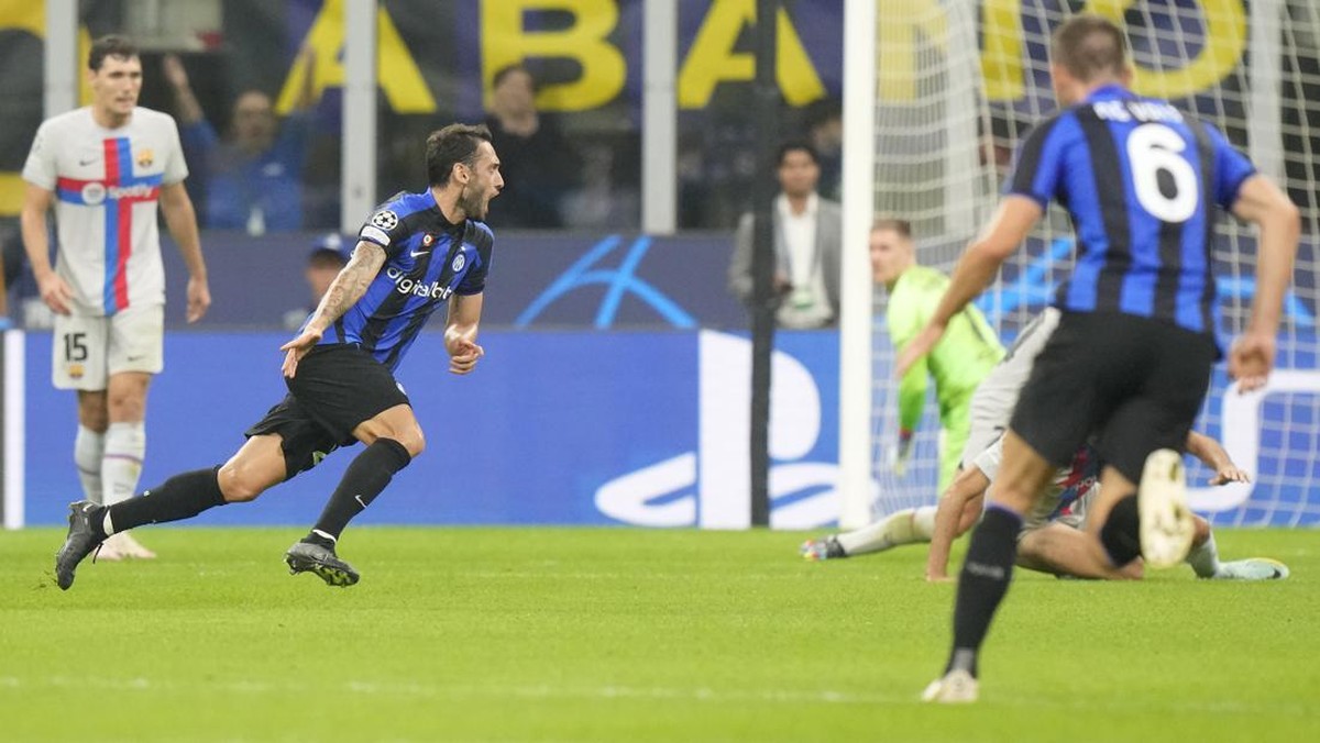 Inter Milan menang 1-0 atas Barcelona (Foto: AP/Luca Bruno)