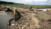 Jalan Lama yang Tersembunyi di Waduk Gajah Mungkur Kini Muncul