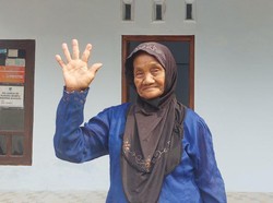 Kabar Baik dari Mbah Satinem Penjual Jeruk, Kini Sudah Punya Rumah Baru