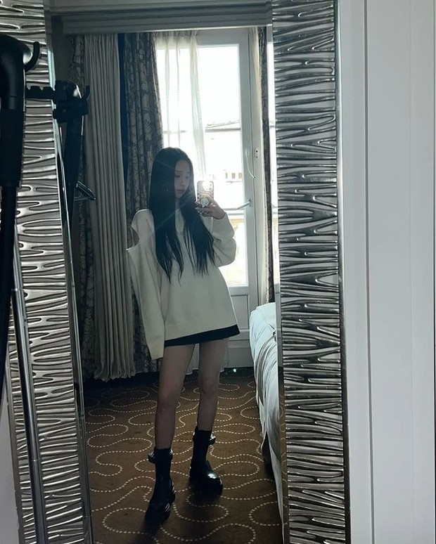 Karina aespa/Foto: instagram.com/karinayjm Harga outfit hari pertama Karina aespa di Paris