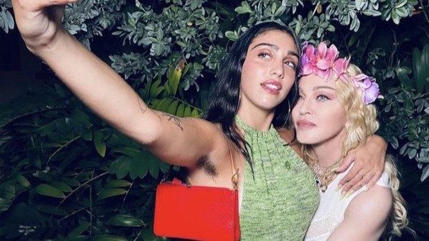 Madonna bersama Lourdes/Foto: Instagram.com/madonna Pola asuh anak ala Madonna