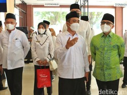 Men-PAN RB Azwar Anas Siapkan Tiga Skenario Soal Nasib Tenaga Honorer