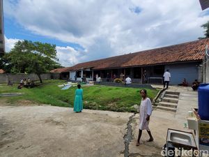 Suara Lantang Tak Lagi Terdengar di Panti Teman Orang Gila Sukabumi Suara Lantang Tak Lagi Terdengar di Panti Teman Orang Gila Sukabumi